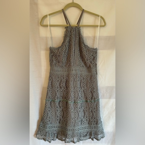 $168 Anthropologie Foxiedox Aquamarine Green Lace Halter Sleeveless Mini size S - Picture 3 of 10